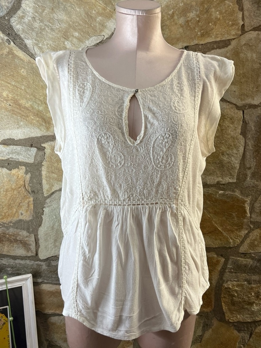 Lucky Brand Cream Embroidered Boho Peasant Blouse Medium